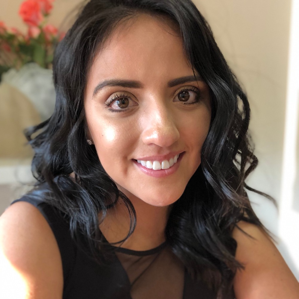 Meet your Posher, Nohemi